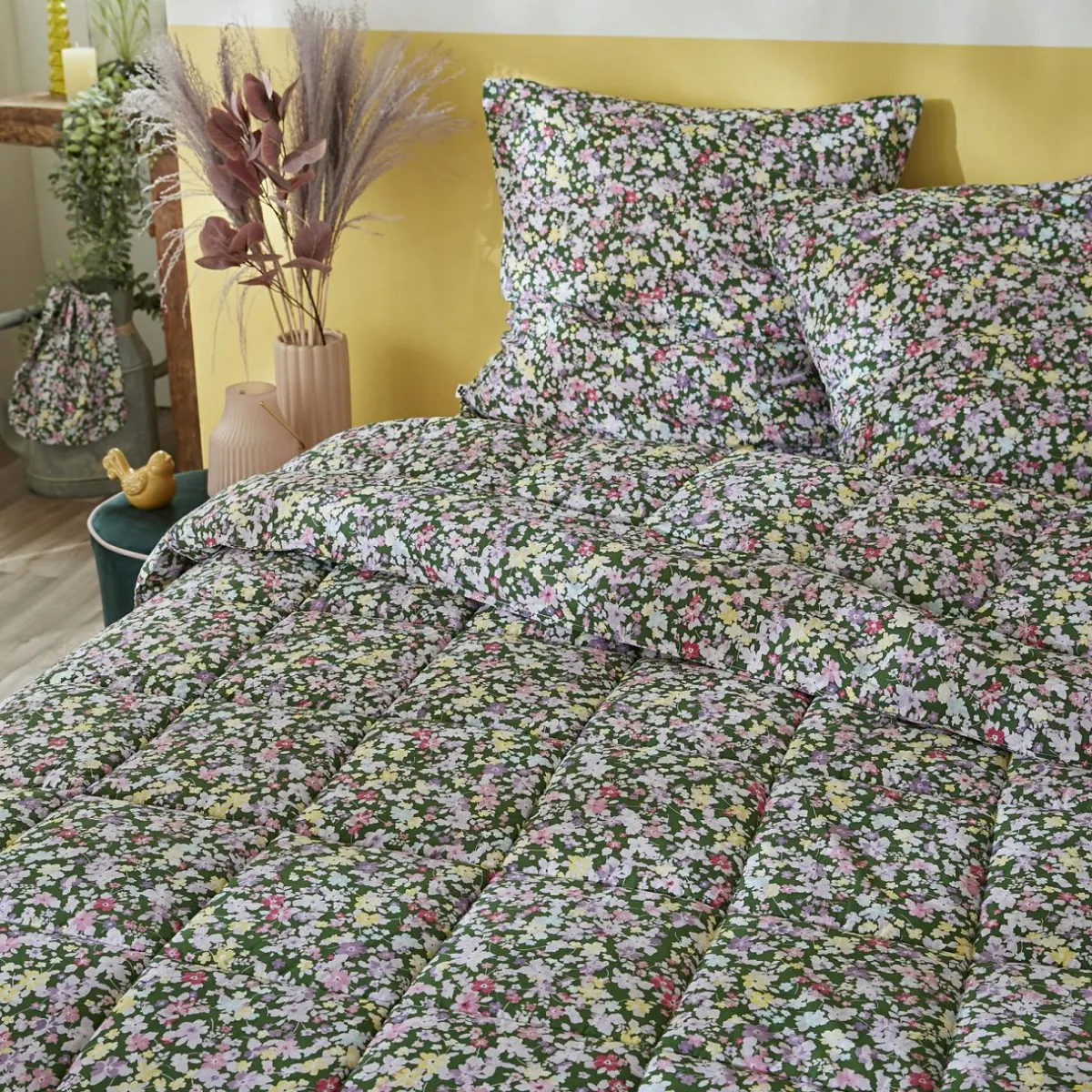 L'EFFET PAPILLON Couette imprimée tempérée (140 x 200 cm) et une taie coton Myosotis Multicolore Discount