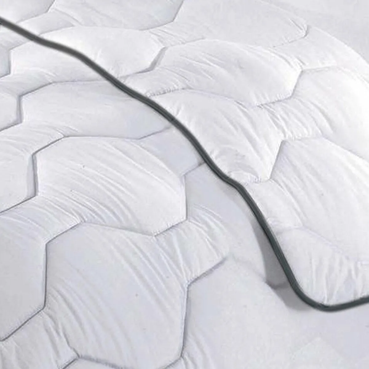 EMINZA Couette très chaude enveloppe percale de coton (240 x 220 cm) Galaxie he Blanc Discount