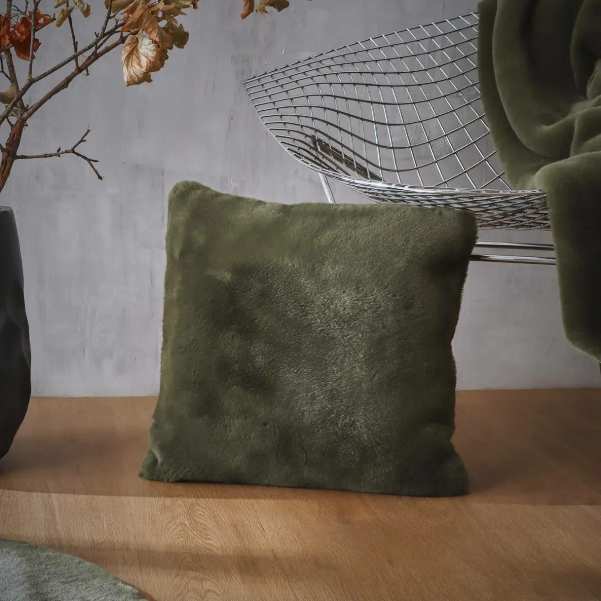 EMINZA Coussin carré fausse fourrure (45 x 45 cm) Finn Vert kaki Sale