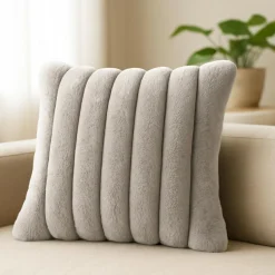 STOF Coussin carré fausse fourrure (45 x 45 cm) Polary Beige