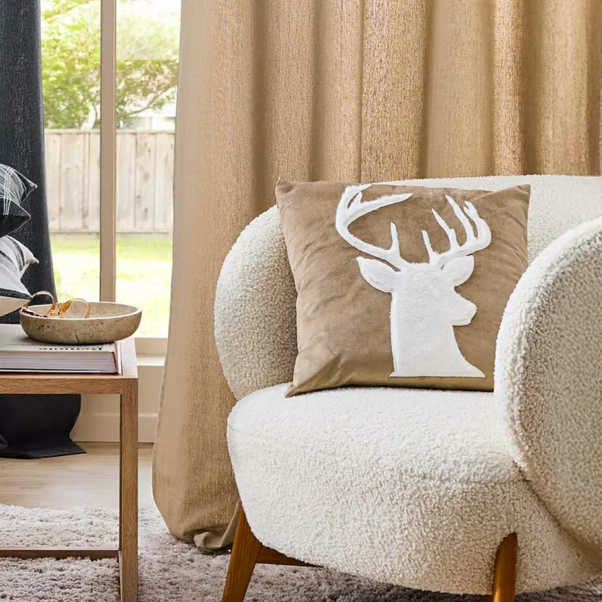 douceur d'intu017drieur Coussin carré velours (45 x 45 cm) Vik sable Beige Hot