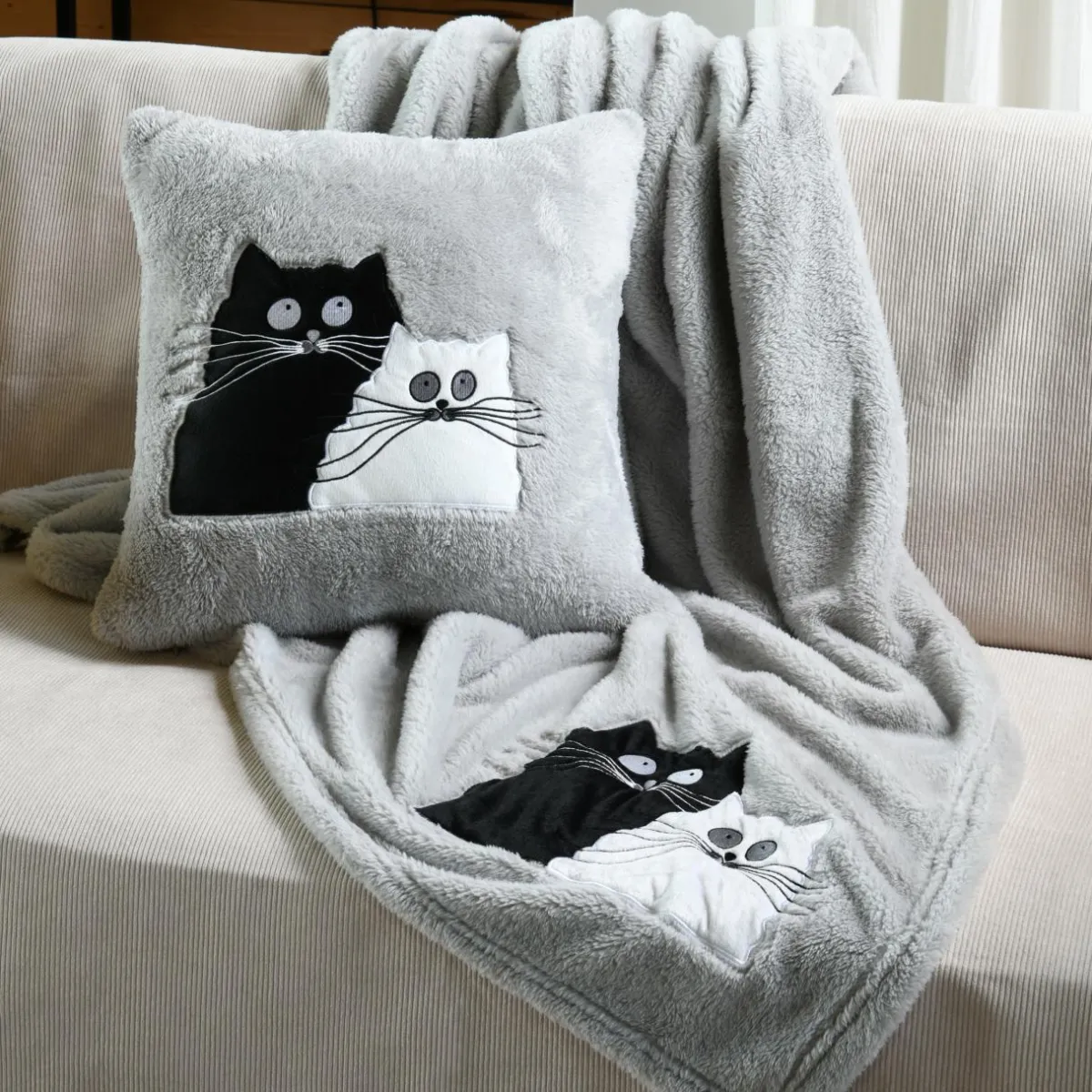 STOF Coussin de Noël carré (45 cm) Douillet Gris