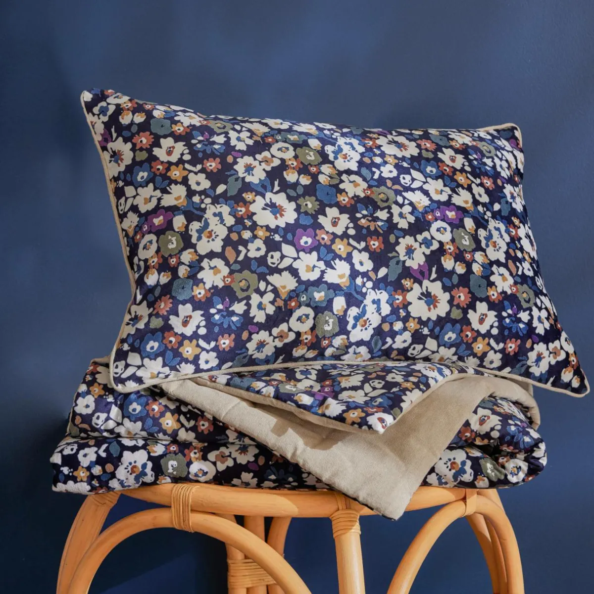 EMINZA Coussin rectangulaire velours (40 x 60 cm) Dolores Bleu New