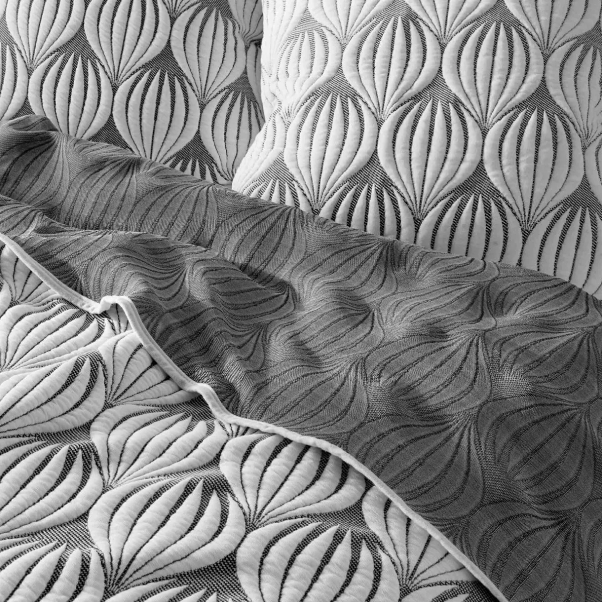 DOUCEUR D'INTERIEUR Couvre-lit et 2 taies d'oreiller (220 x 240 cm) Faustine Gris Discount