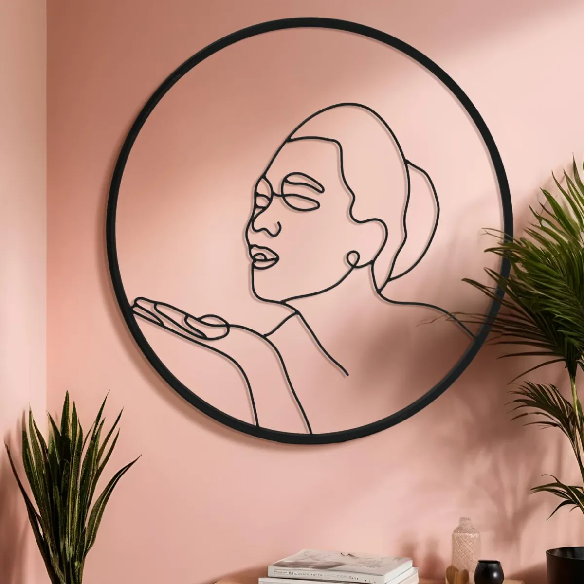 EMINZA Décoration murale ronde en métal (D60 cm) Woman Noir Sale
