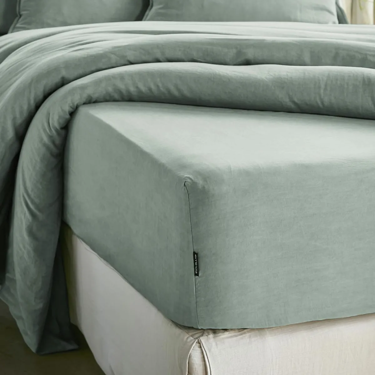 EMINZA Drap housse lyocell Tencel™ lavé (90 x 200 cm) Olivia Vert Eucalyptus Hot