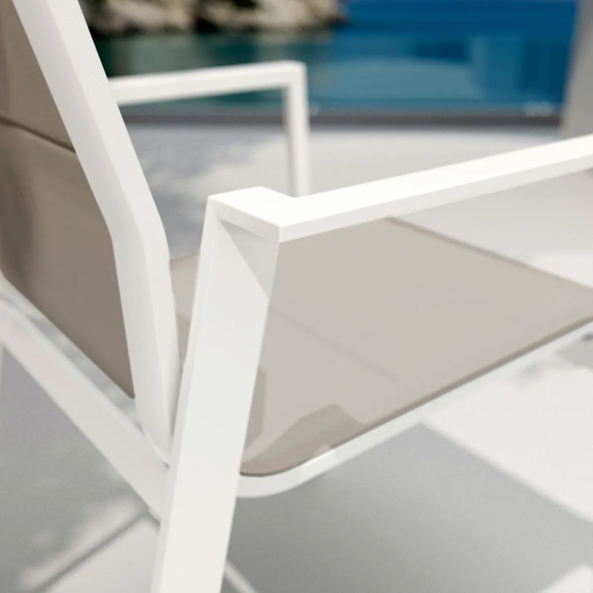 MOBELLIA Fauteuil de jardin empilable aluminium Portofino Taupe Outlet