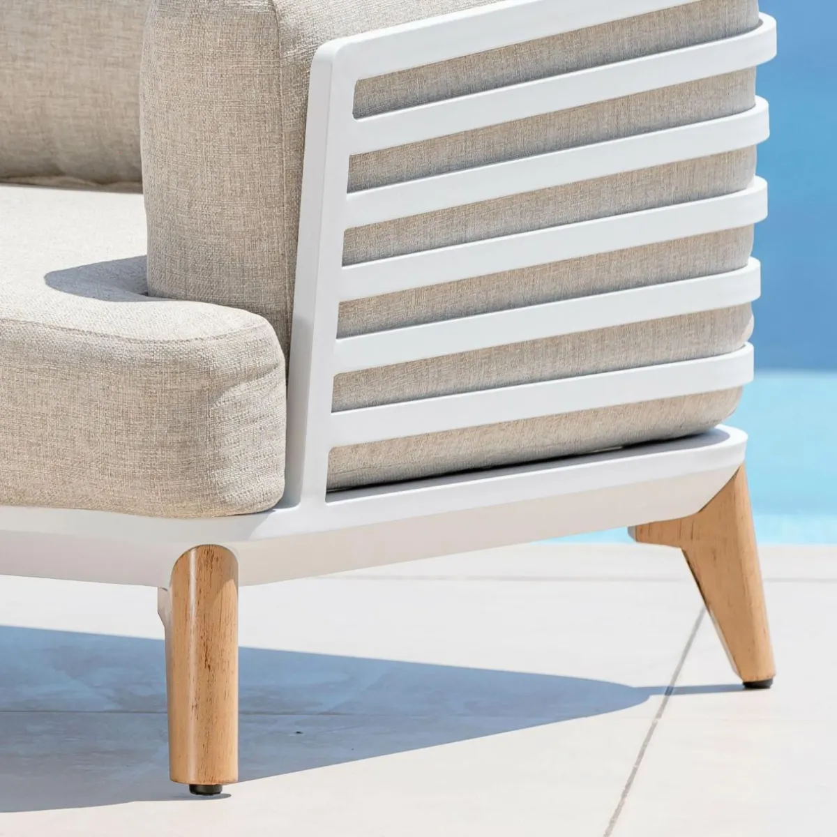 MOBELLIA Fauteuil de jardin en aluminium Monte Carlo Blanc et taupe Blanc - Taupe New