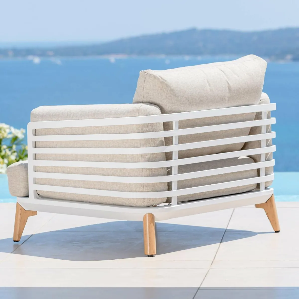 MOBELLIA Fauteuil de jardin en aluminium Monte Carlo Blanc et taupe Blanc - Taupe New