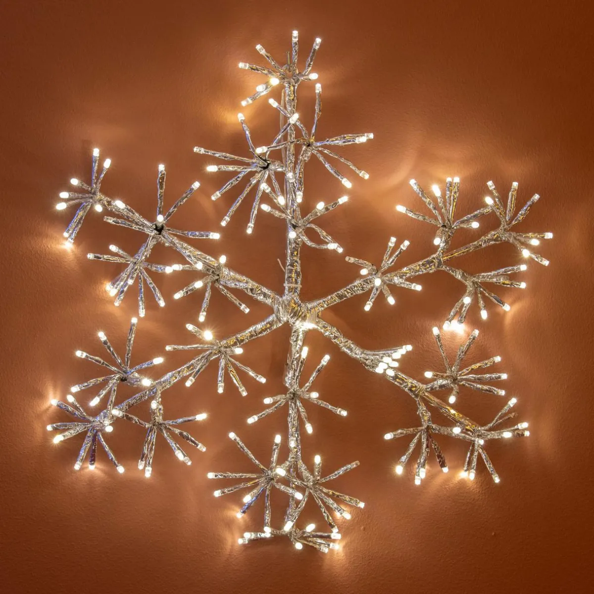 KAEMINGK Flocon de Noël lumineux 192 LED (H48 cm) Flash Blanc chaud Clearance