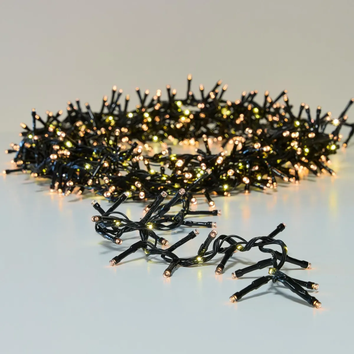 KOOPMAN Guirlande lumineuse 20 m 1410 LED câble noir Boa effet cascade Blanc chaud