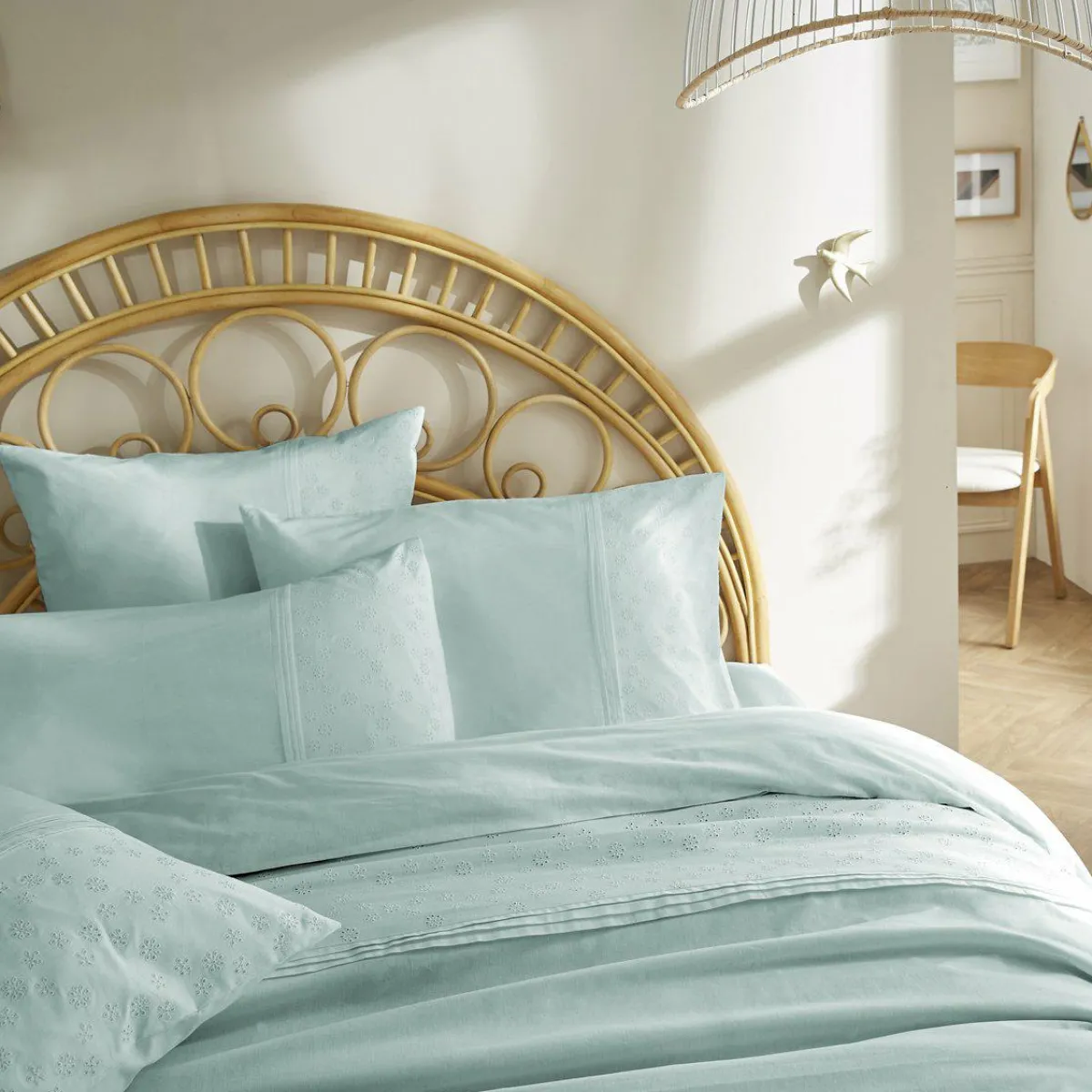 L'EFFET PAPILLON Housse de couette dentelle coton (260 x 240 cm) Jeanne Bleu clair Outlet
