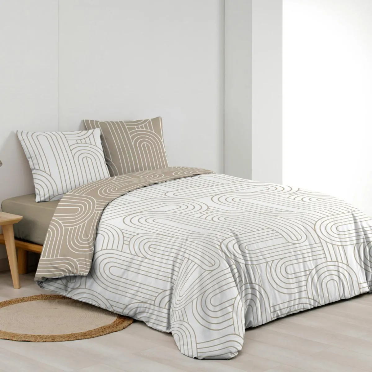 douceur d'intu017drieur Housse de couette et deux taies d'oreiller en coton (240 x 220 cm) Modul Beige Sale