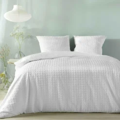 douceur d'intu017drieur Housse de couette et deux taies microfibre gaufrée (240 x 220 cm) Litéa he Blanc New