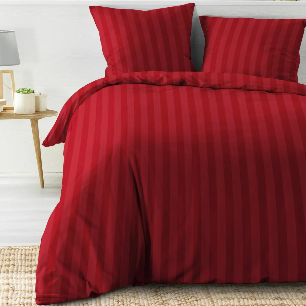 douceur d'intu017drieur Housse de couette et deux taies microfibre (240 x 220 cm) Cleo Rouge Online
