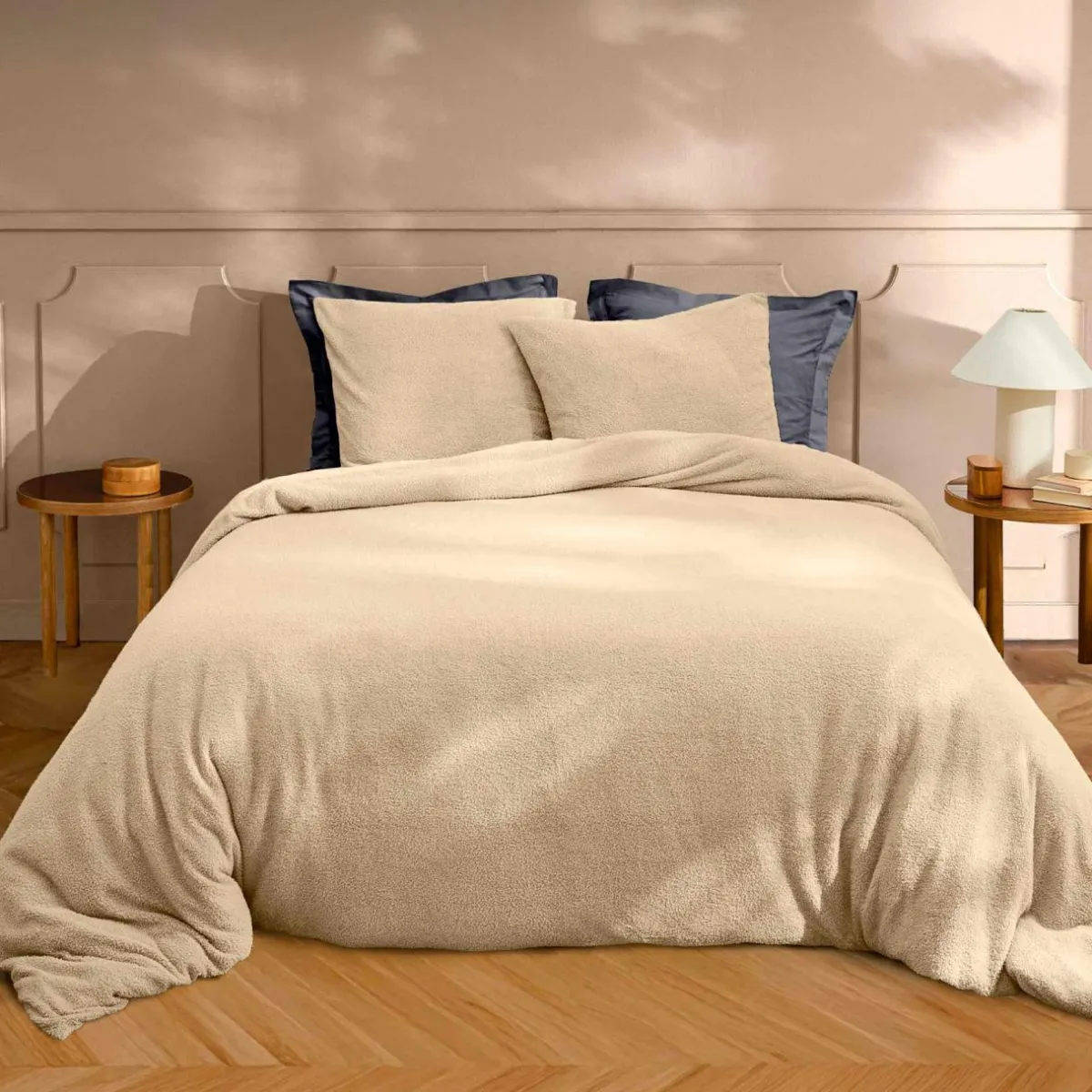 douceur d'intu017drieur Housse de couette et deux taies d'oreiller bouclette (240 x 220 cm) Helena sable Beige New