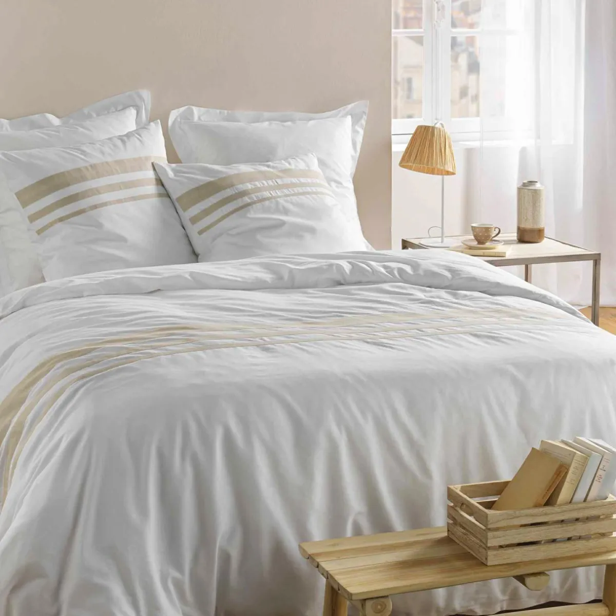 DOUCEUR D'INTERIEUR Housse de couette et deux taies coton (260 x 240 cm) Margaux he Blanc Clearance