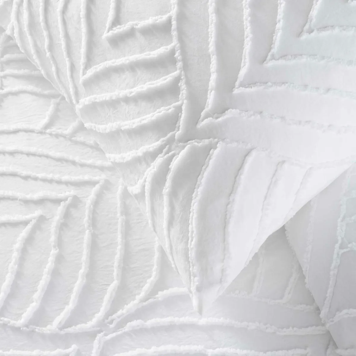 douceur d'intu017drieur Housse de couette et deux taies microfibre tuftée (240 x 220 cm) Heltie he Blanc Online