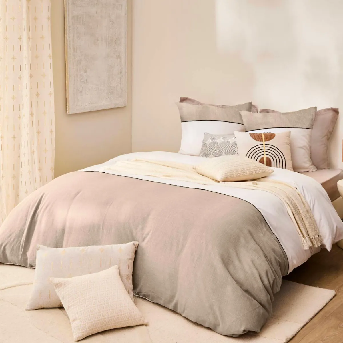douceur d'intu017drieur Housse de couette et deux taies d'oreiller coton (240 x 220 cm) Gabrielle Beige Clearance