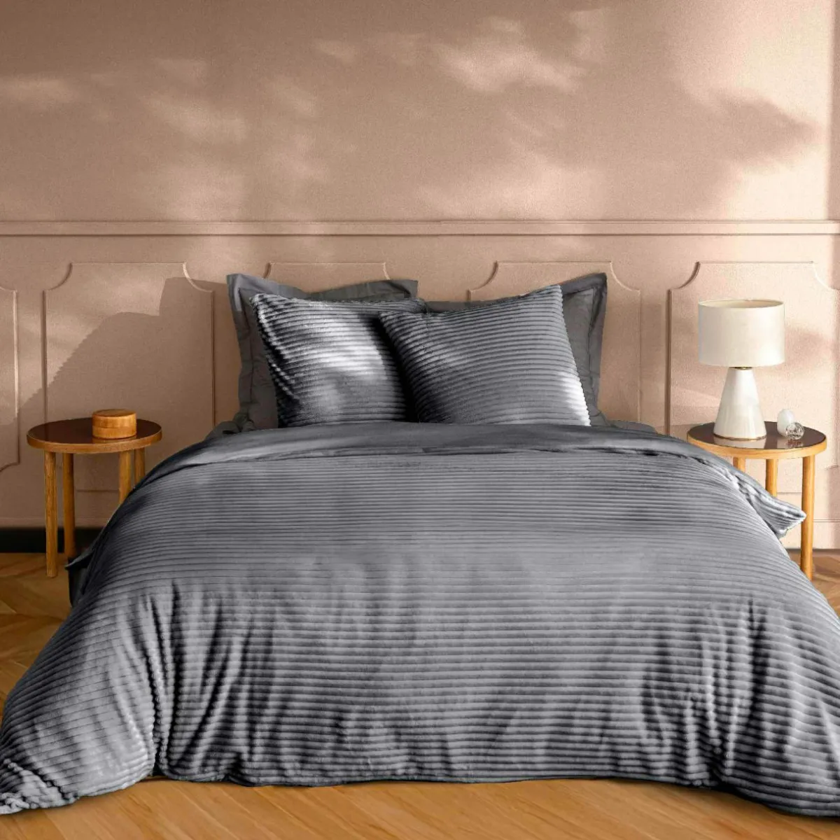 douceur d'intu017drieur Housse de couette et deux taies d'oreiller flanelle (240 x 220 cm) Veloutea Gris Anthracite Discount