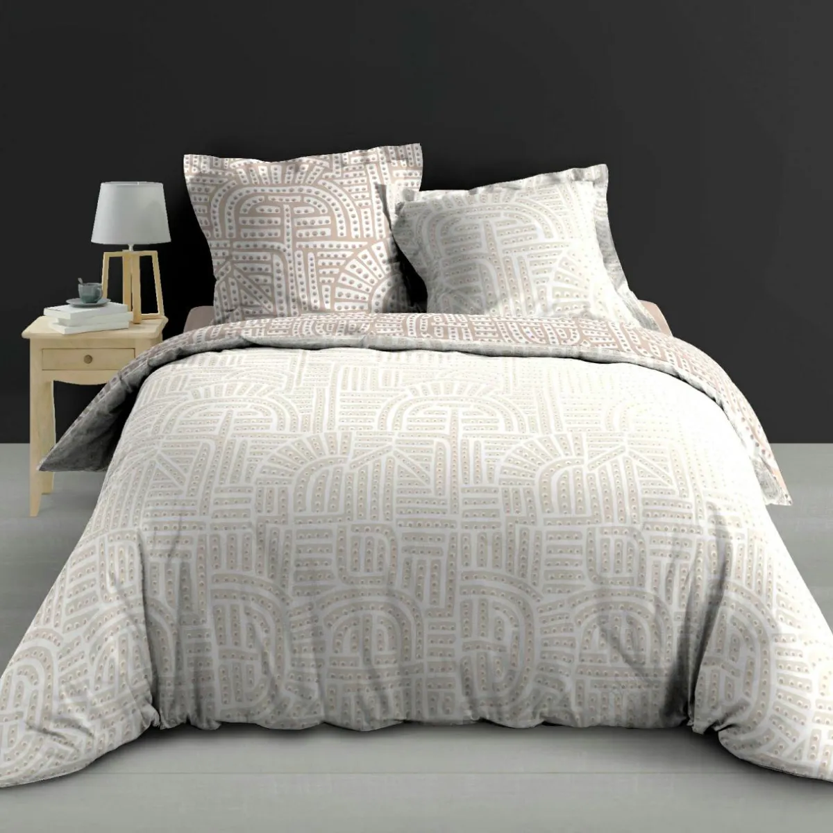 douceur d'intu017drieur Housse de couette et deux taies d'oreiller percale de coton (260 x 240 cm) Eliot Beige Outlet