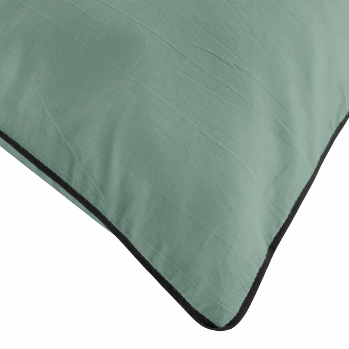 DOUCEUR D'INTERIEUR Housse de couette et deux taies coton lavé (260 x 240 cm) Linette Vert sauge Sale