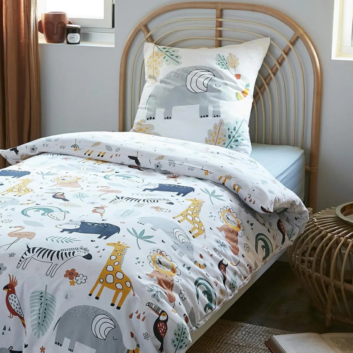 L'effet papillon Housse de couette et une taie enfant coton (140 x 200 cm) Savane Multicolore Outlet