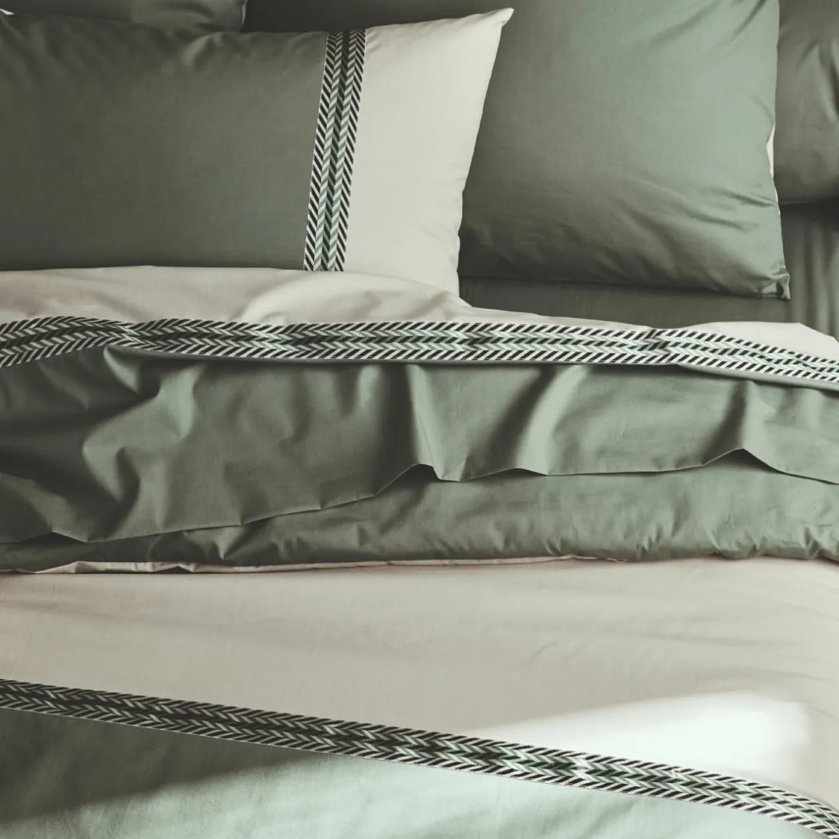 TRADILINGE Housse de couette percale de coton (260 x 240 cm) Noa Vert kaki Outlet