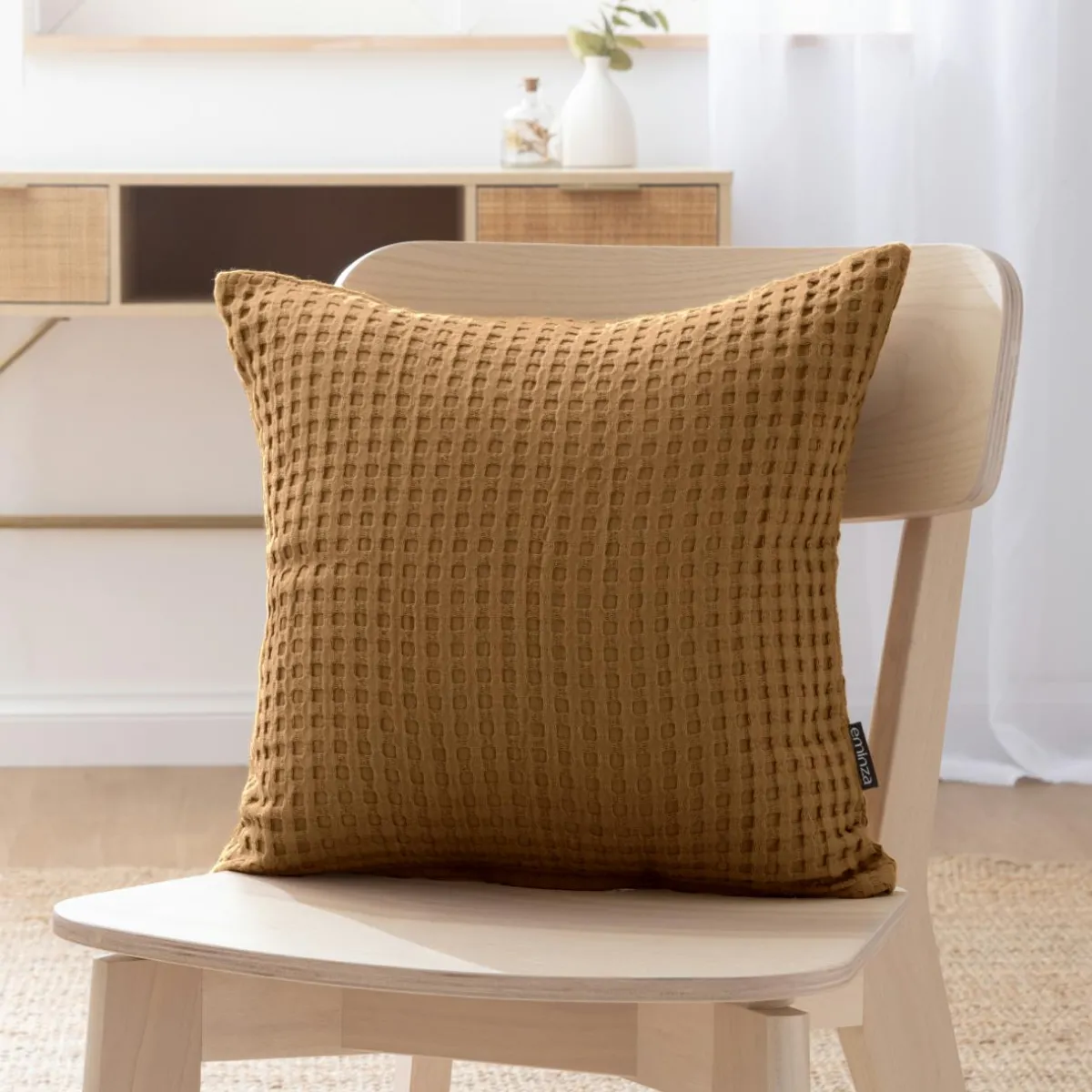 EMINZA Housse de coussin carrée coton nid d'abeille (40 x 40 cm) Maya Camel
