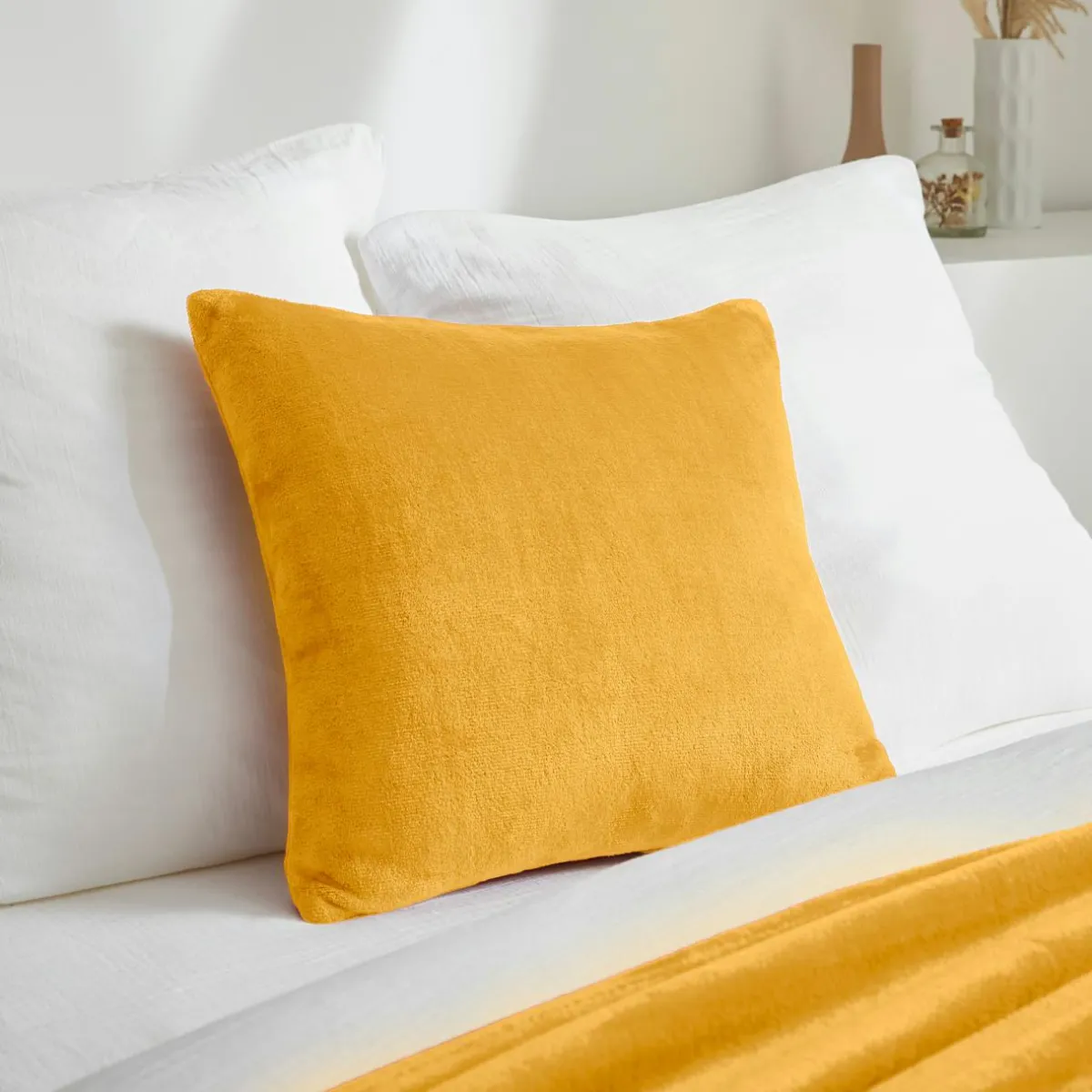 EMINZA Housse de coussin carrée flanelle (45 x 45 cm) Didou Jaune moutarde Online