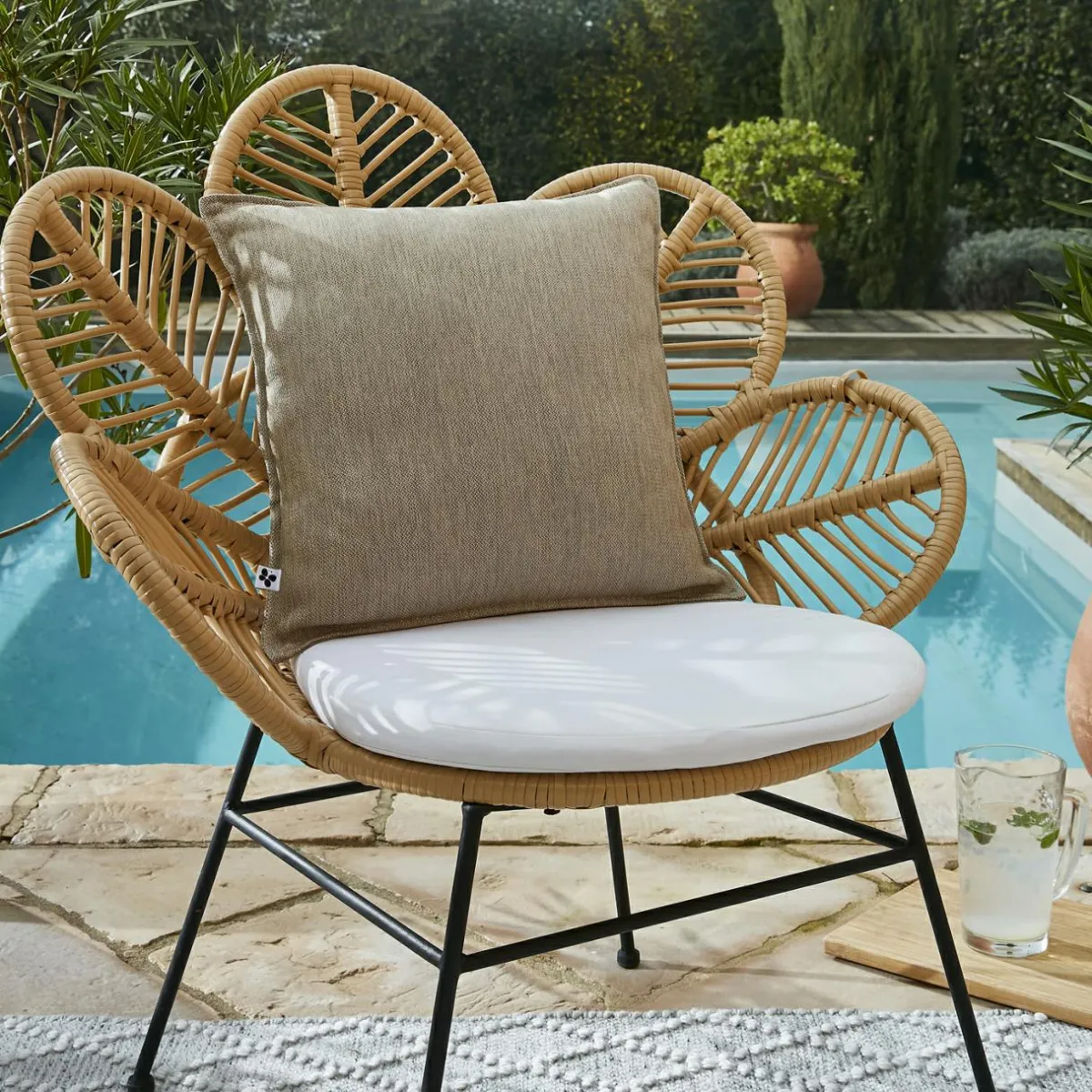 L'effet papillon Housse de coussin extérieur carrée (45 x 45 cm) Naia Beige Sable Outlet