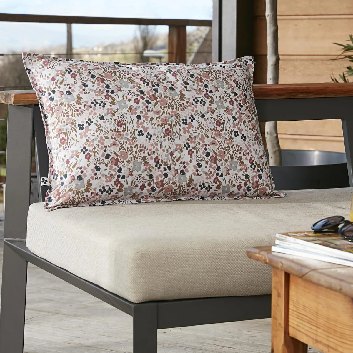 L'effet papillon Housse de coussin extérieur rectangulaire (40 x 60 cm) Capucine Beige Online