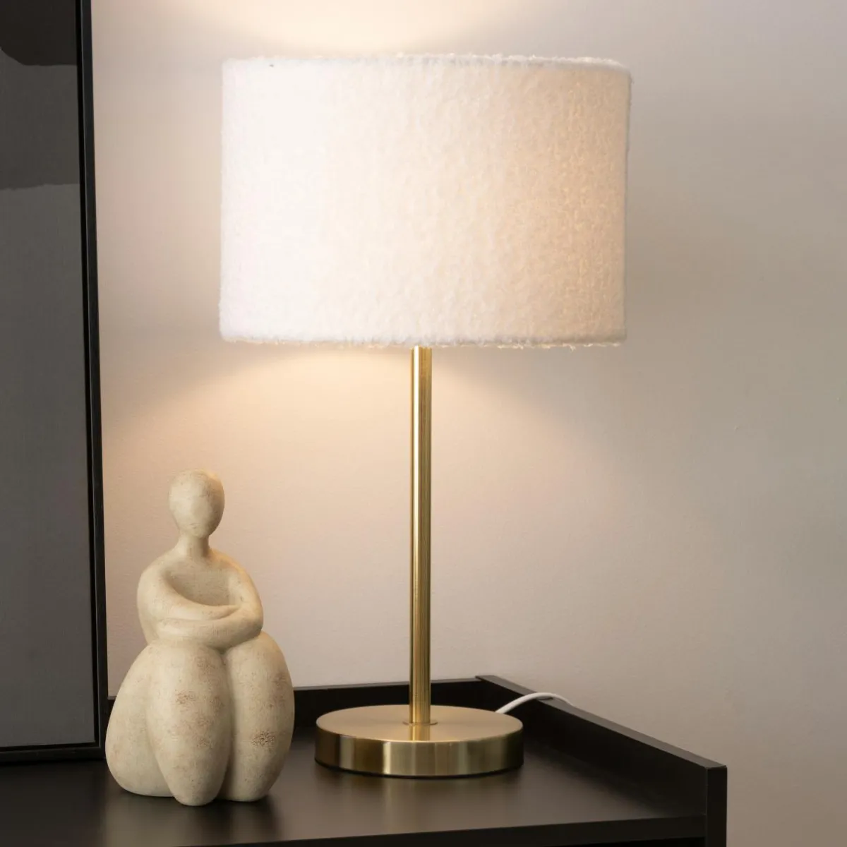 Atmosphera, cru017dateur d'intu017drieur Lampe à poser bouclette et métal (H49 cm) Tina et or Blanc Online