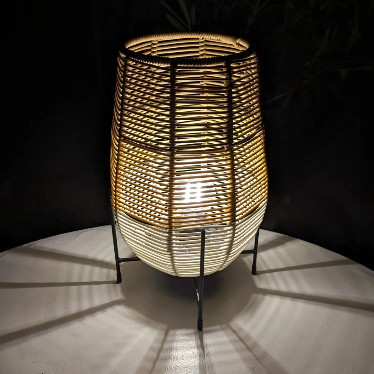 #N/A Lampe de table solaire LED (H31 cm) Vernazza he Blanc Hot