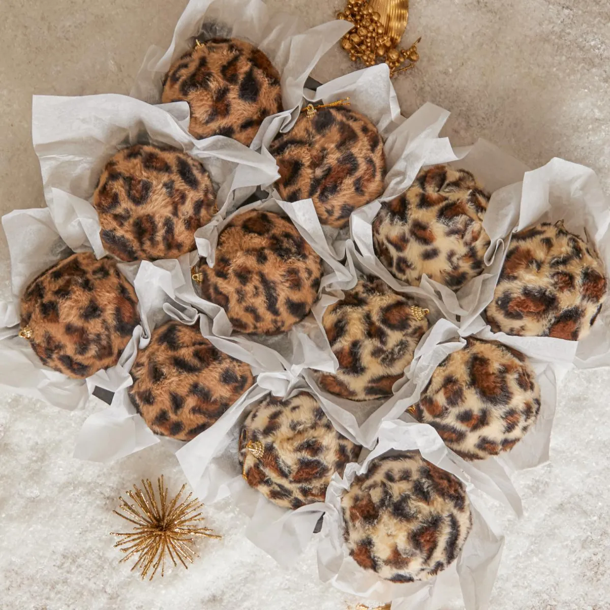 KOOPMAN Lot de 12 boules de Noël (D100 mm) Léopard Beige et Marron Outlet