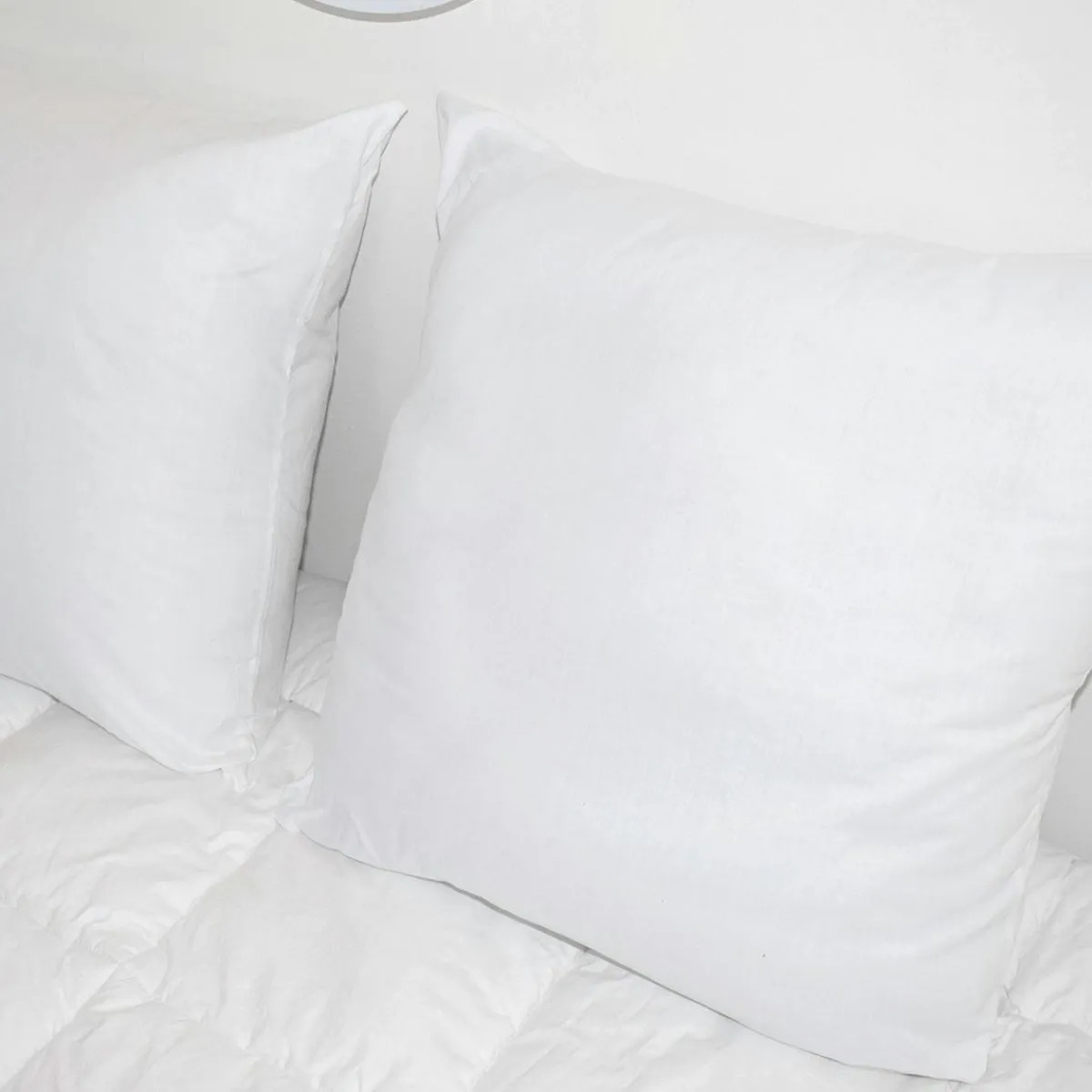 EMINZA Lot de 2 oreillers carrés moelleux (60 x 60 cm) Volume Blanc New