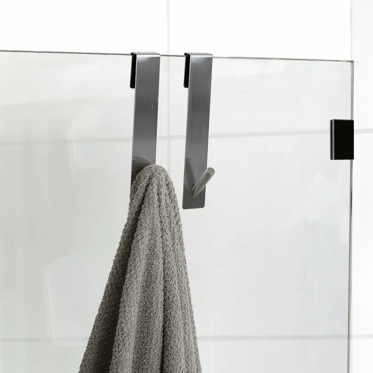 TENDANCE Lot de 2 patères à suspendre spécial paroi de douche (H18 cm) Chrome Argent
