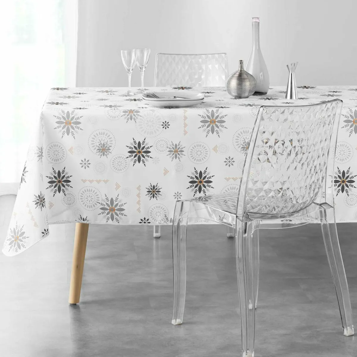 DOUCEUR D'INTERIEUR Nappe de Noël rectangulaire (150 x 240 cm) Enchanté Blanc
