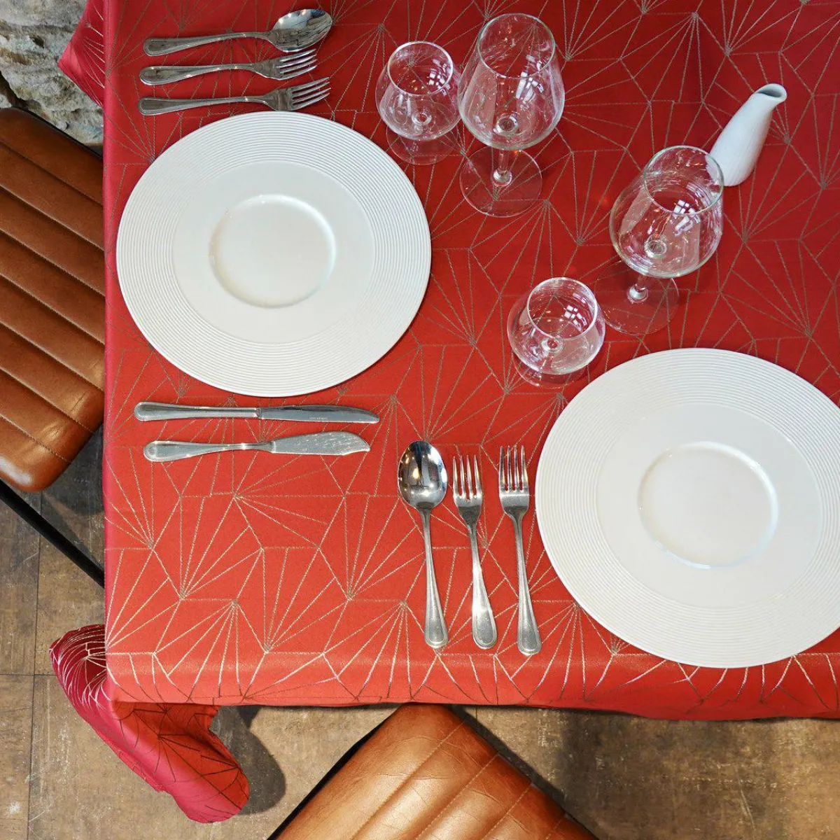 L'EFFET PAPILLON Nappe de Noël rectangulaire (145 x 350 cm) Facette Rouge New