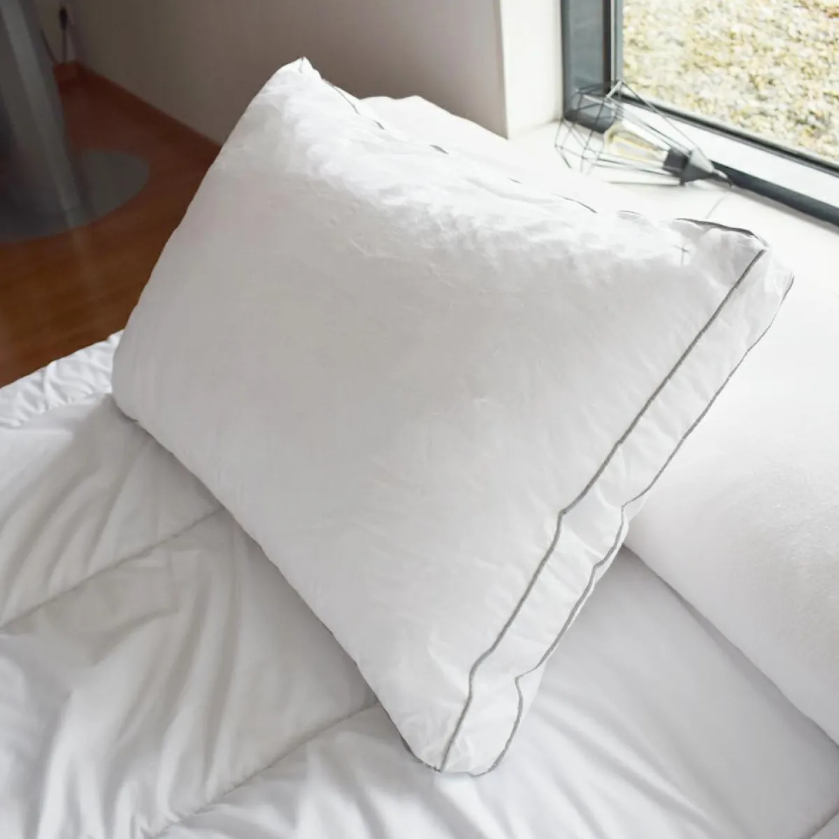 BLEU CALIN Oreiller rectangulaire moelleux (50 x 70 cm) Sensation Duvet Blanc Sale