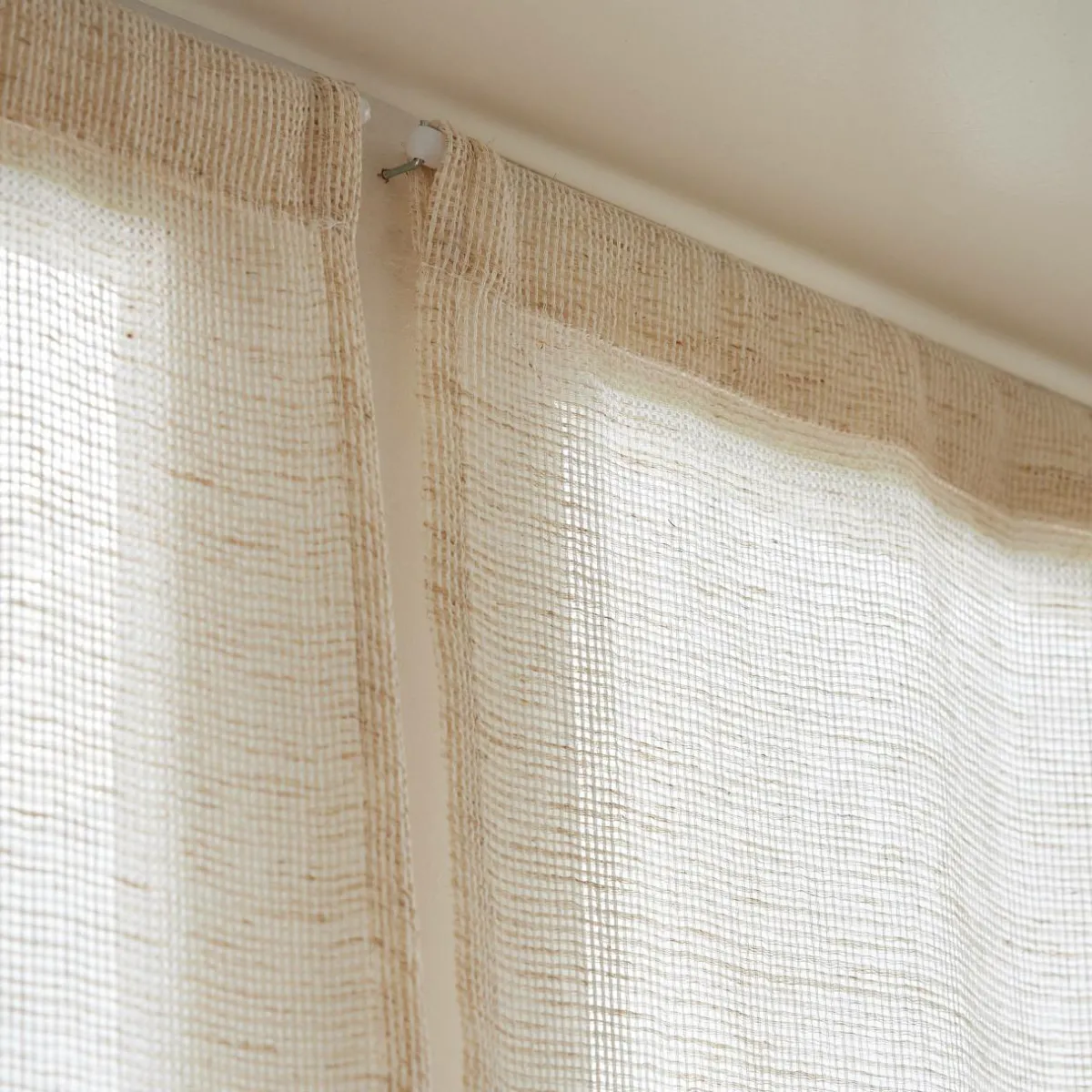 EMINZA Paire de voilages passe-tringle effet lin (60 x 160 cm) Luca Beige Clearance