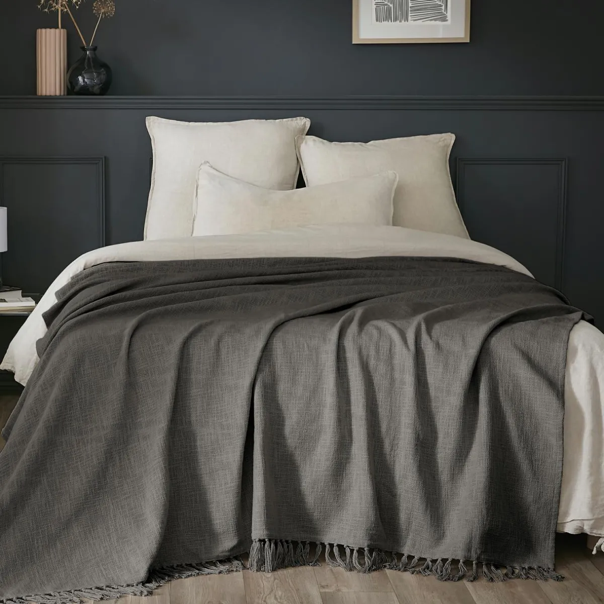 L'EFFET PAPILLON Plaid coton (130 x 160 cm) Sixtine Gris ardoise Gris foncé Sale