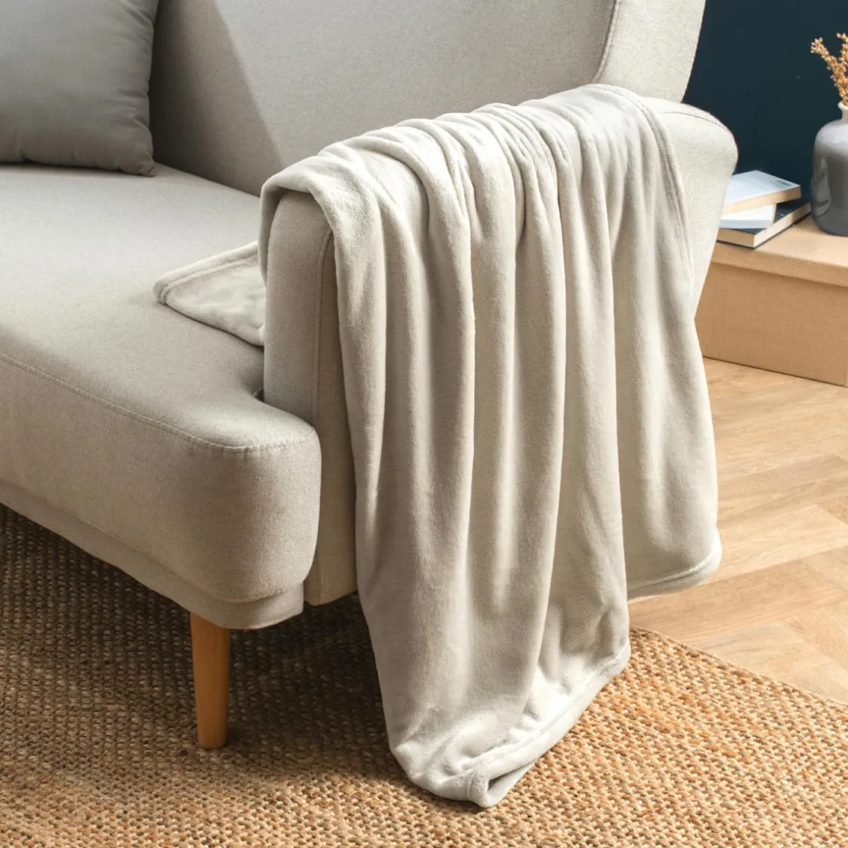 EMINZA Plaid doux flanelle (125 x 150 cm) Didou grège Beige Hot