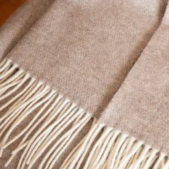 l'Effet Papillon Plaid laine et cachemire (140 x 200 cm) Côme Beige Hot