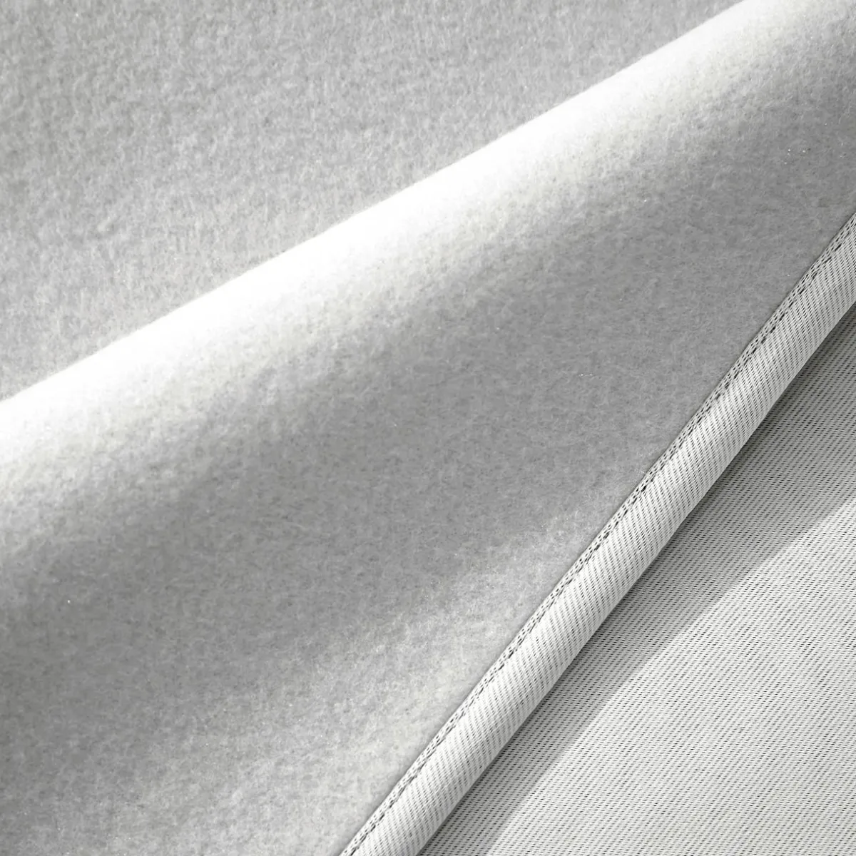 EMINZA Rideau obscurcissant thermique galon fronceur (140 x 240 cm) Calore Gris clair Hot