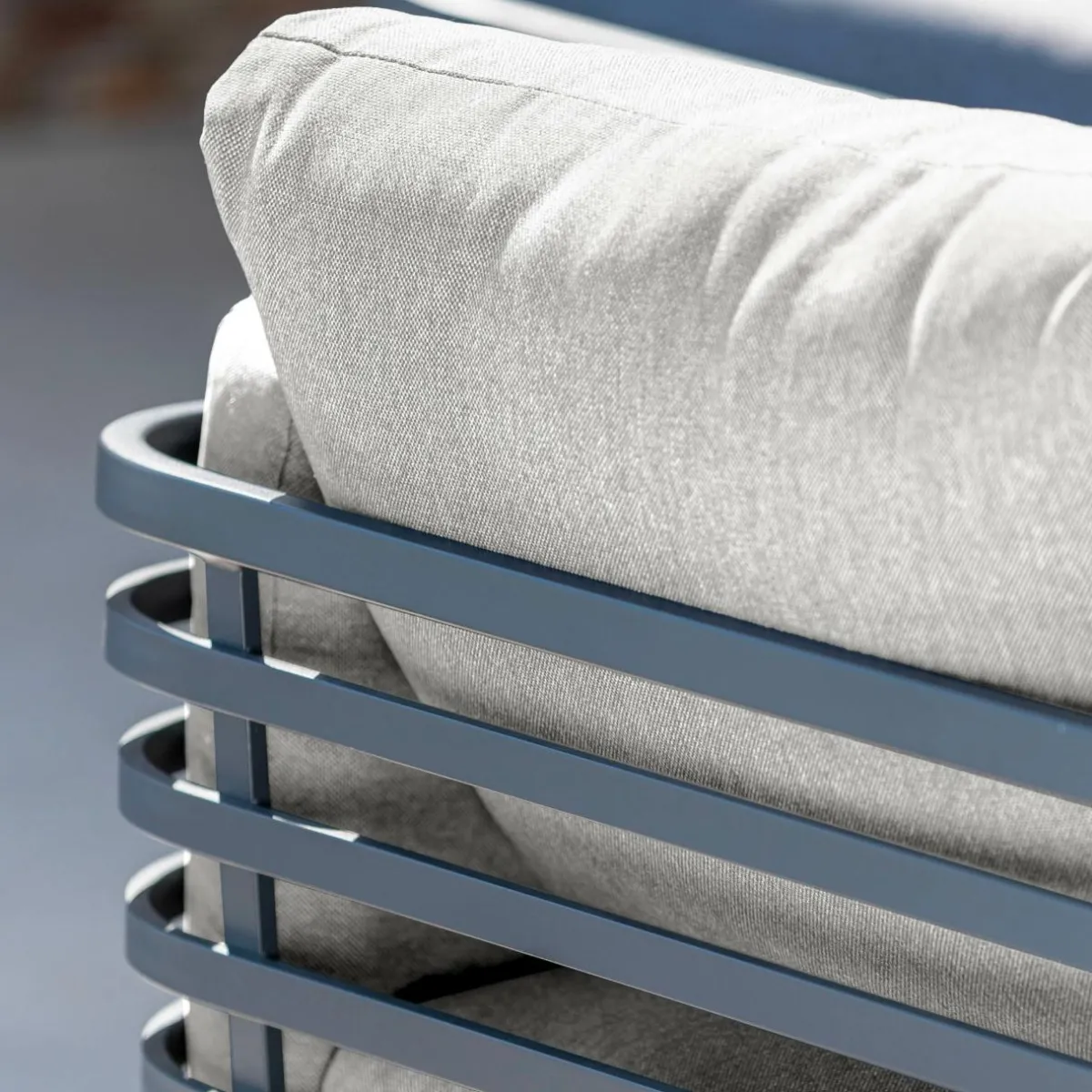 MOBELLIA Salon de jardin aluminium 8 places 6 pcs Monte Carlo Gris anthracite et gris clair Anthracite - Gris Clair Outlet