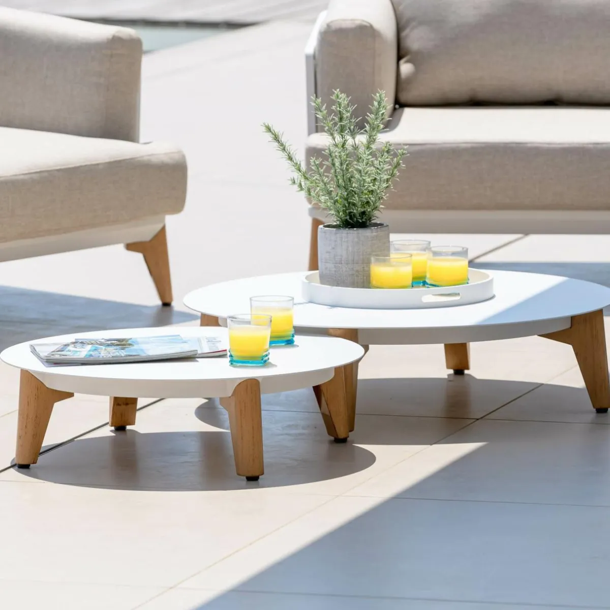 MOBELLIA Salon de jardin aluminium 5 places 5 pcs Monte Carlo Blanc et beige Blanc - Beige Online