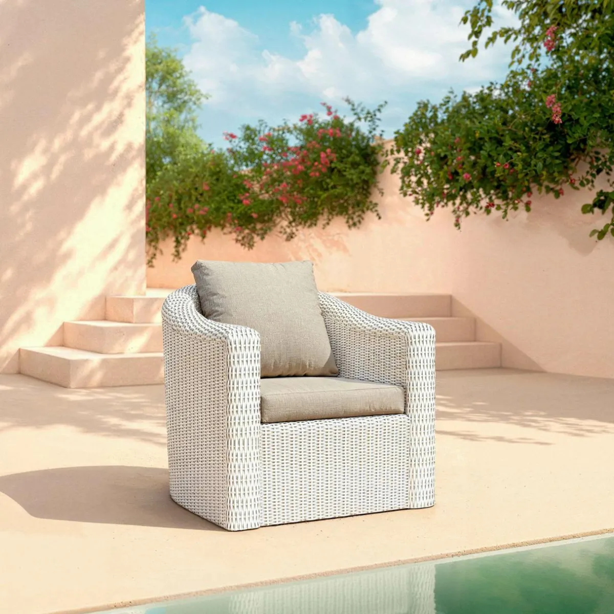MOBELLIA Salon de jardin en résine tressée 5 places 4 pcs Calvi Blanc et taupe Tressé Blanc - Taupe Clearance