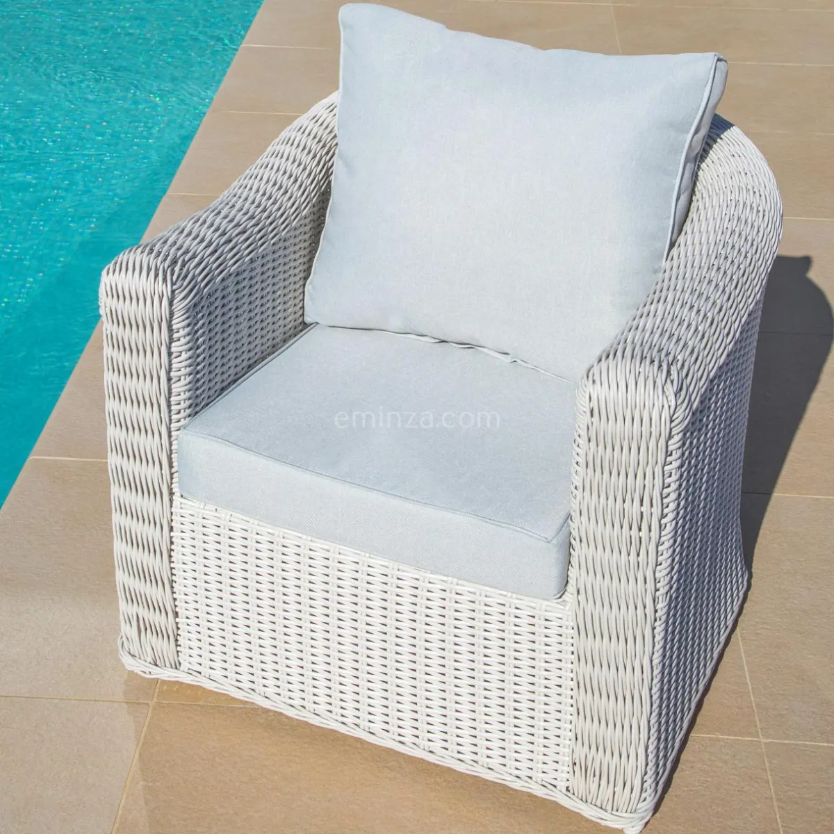 MOBELLIA Salon de jardin en résine tressée 7 places 5 pcs Calvi Blanc et gris clair Tressé Blanc - Gris clair Sale