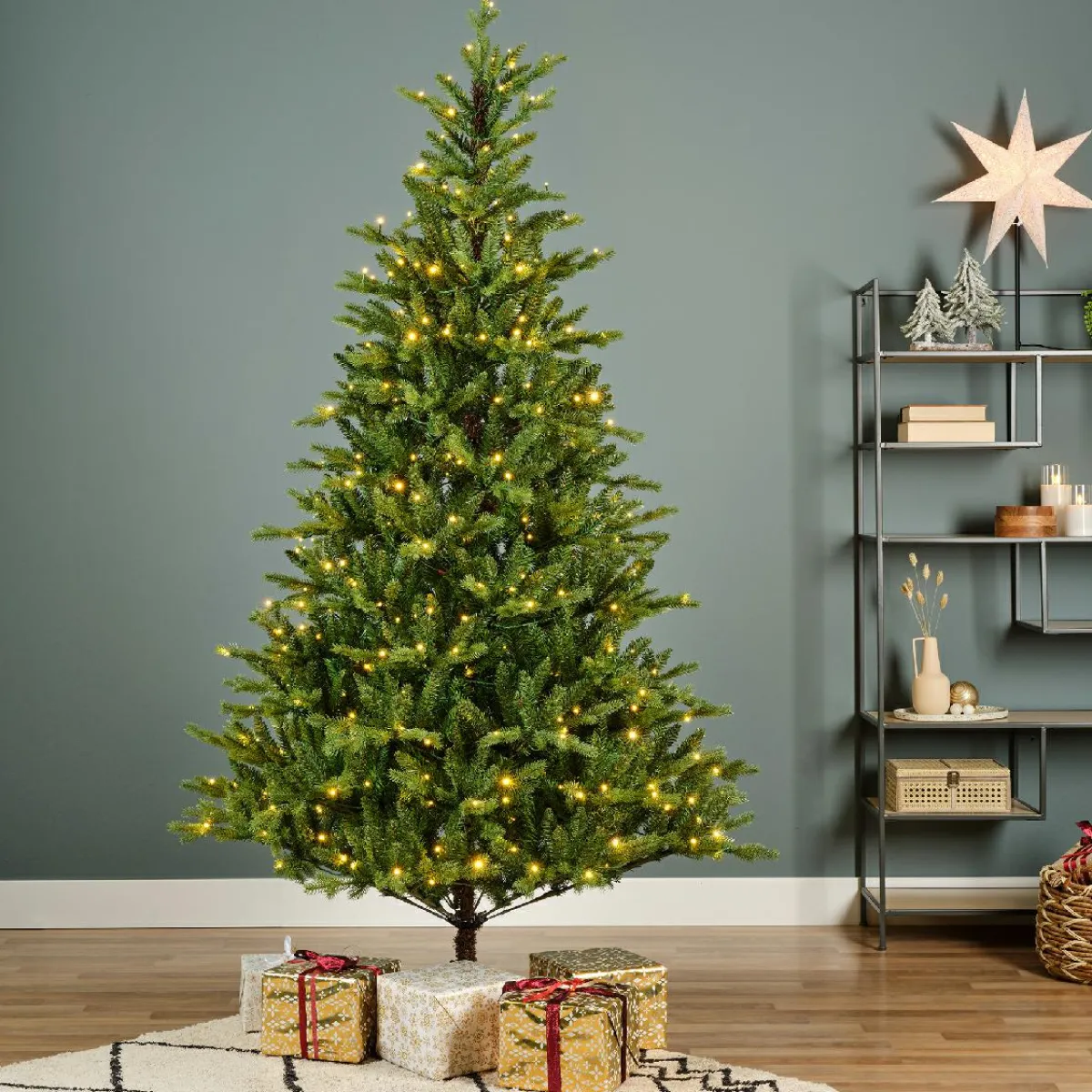 EMINZA Sapin de Noël artificiel lumineux (220 LED) H150 cm Allix Vert sapin Sapin vert lumineux Best